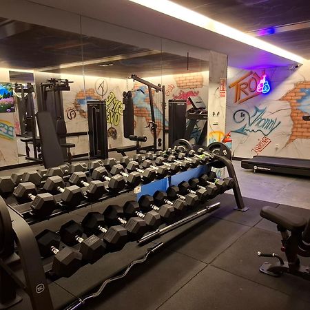 Apartamentos Turisticos Identia Sport León Kültér fotó